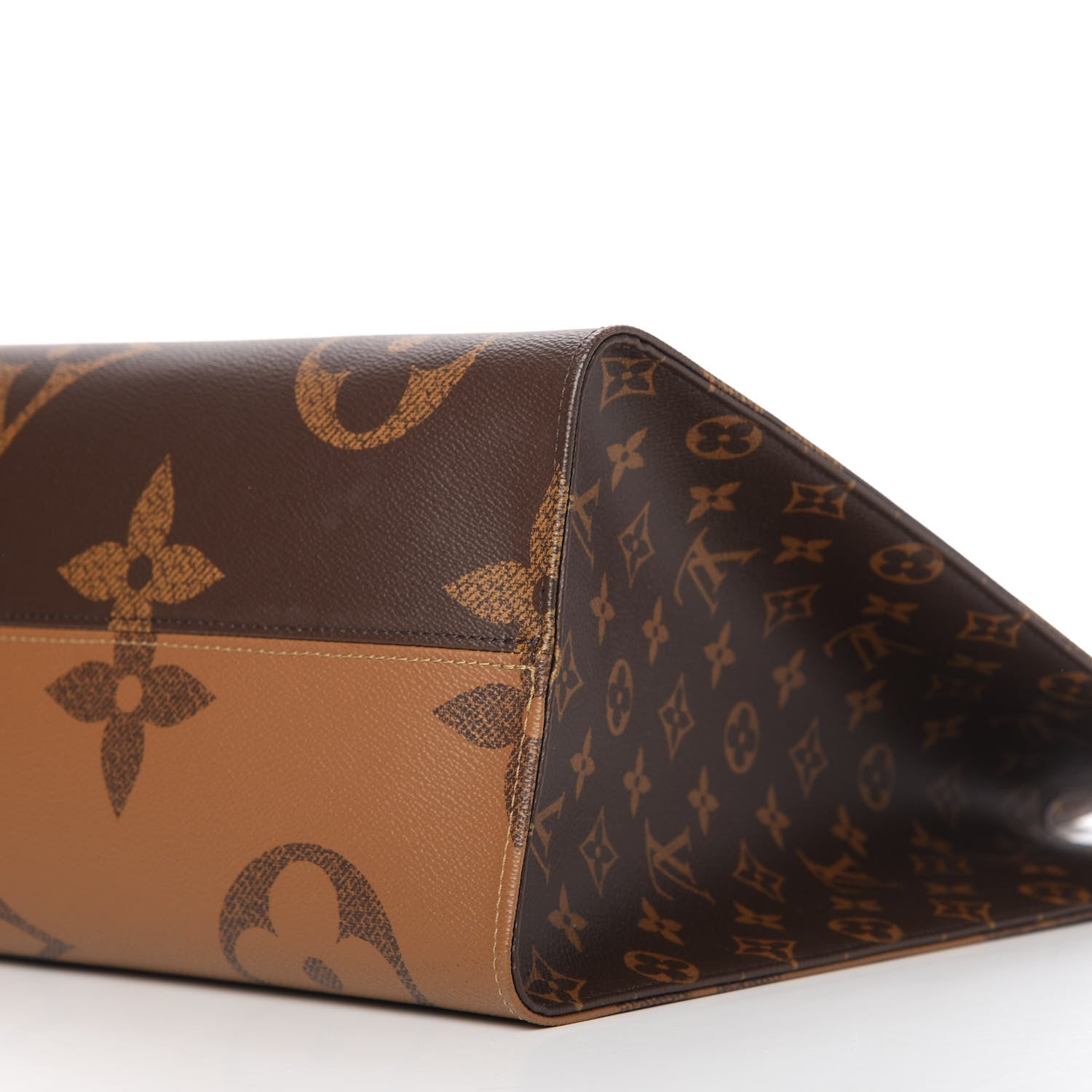 Louis Vuitton Reverse Monogram Giant Onthego GM 7 of 10