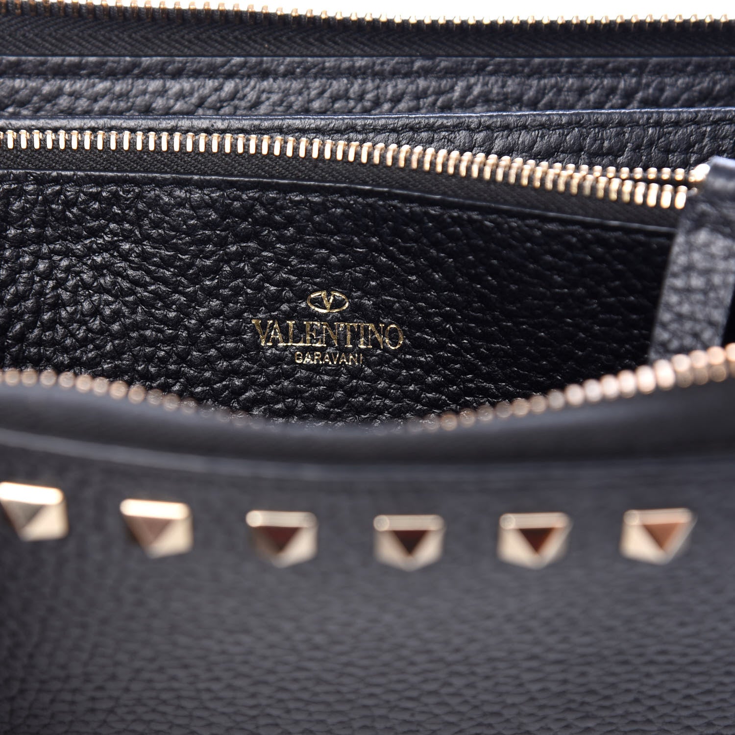 Valentino Garavani Pebbled Calfskin Rockstud Zip Around Wallet Black 6 of 6