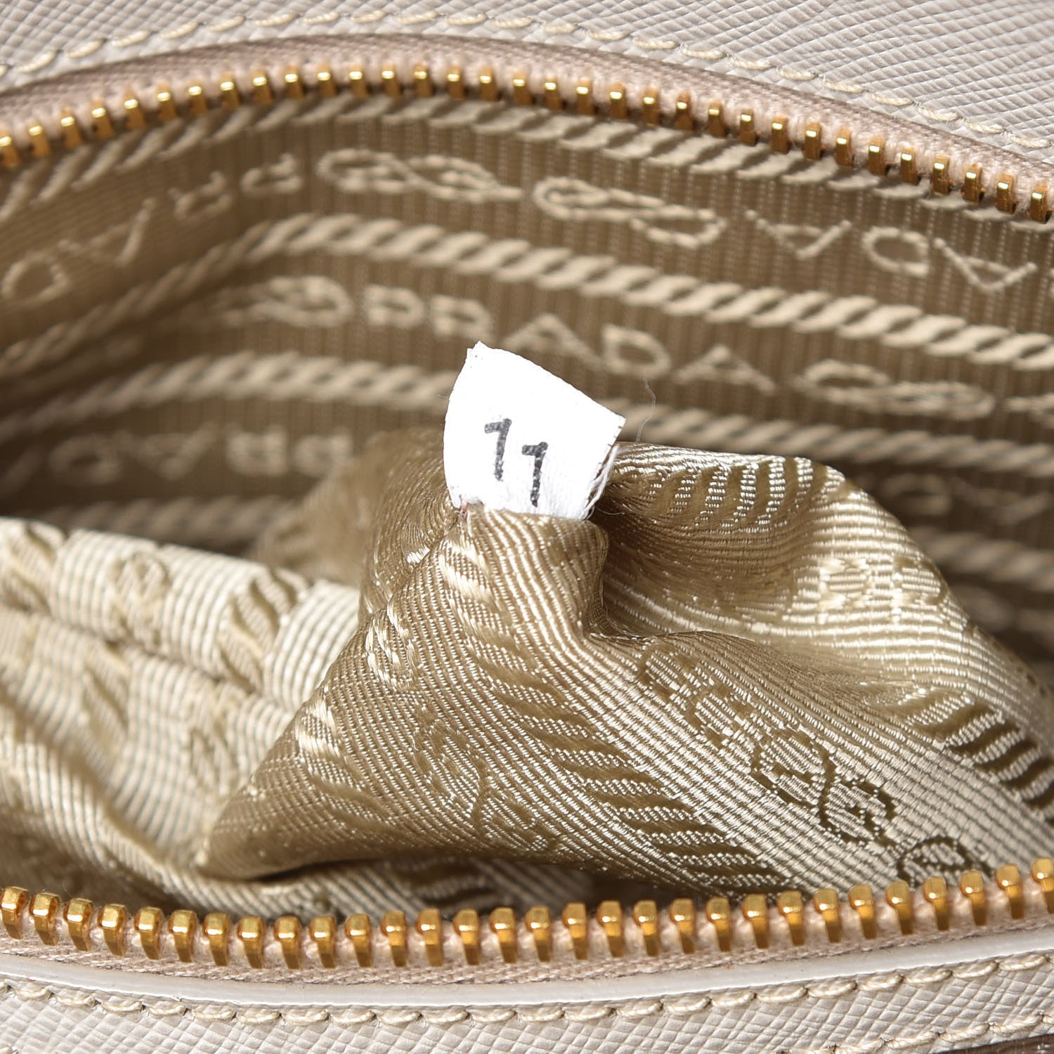Prada Saffiano Lux Large Promenade Tote Talco 11 of 15
