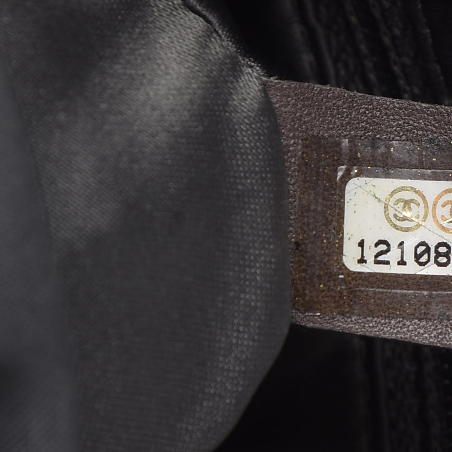 Metallic Crackled Calfskin Large Perforated Drill Flap Black