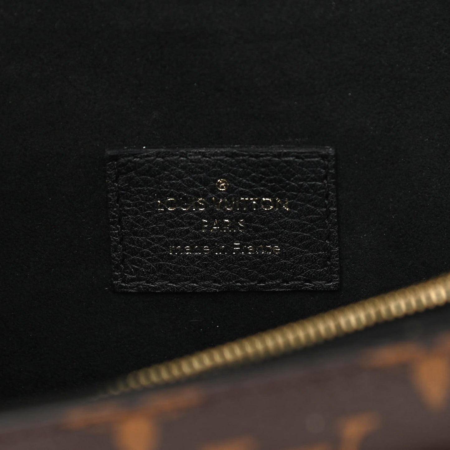 Monogram Victoire Black