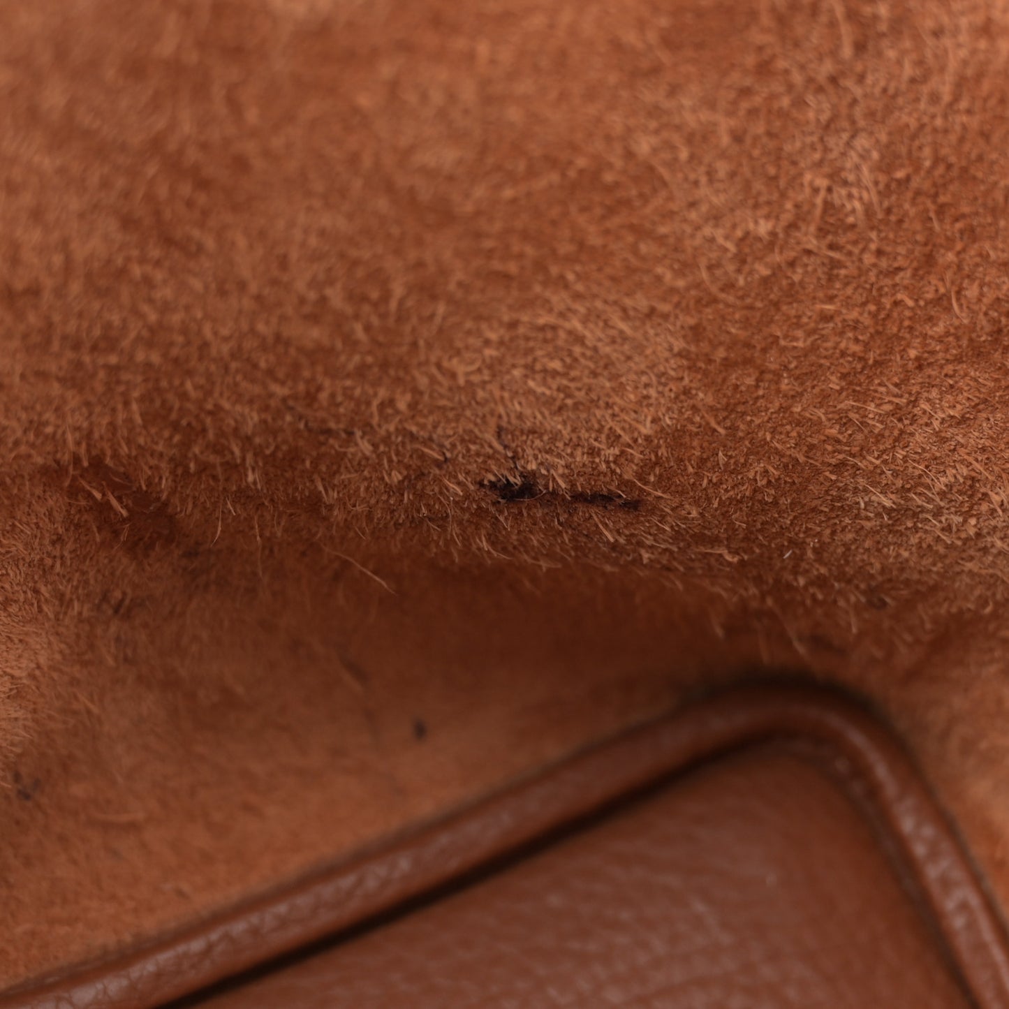 Taurillon Clemence Picotin Lock 18 PM Gold