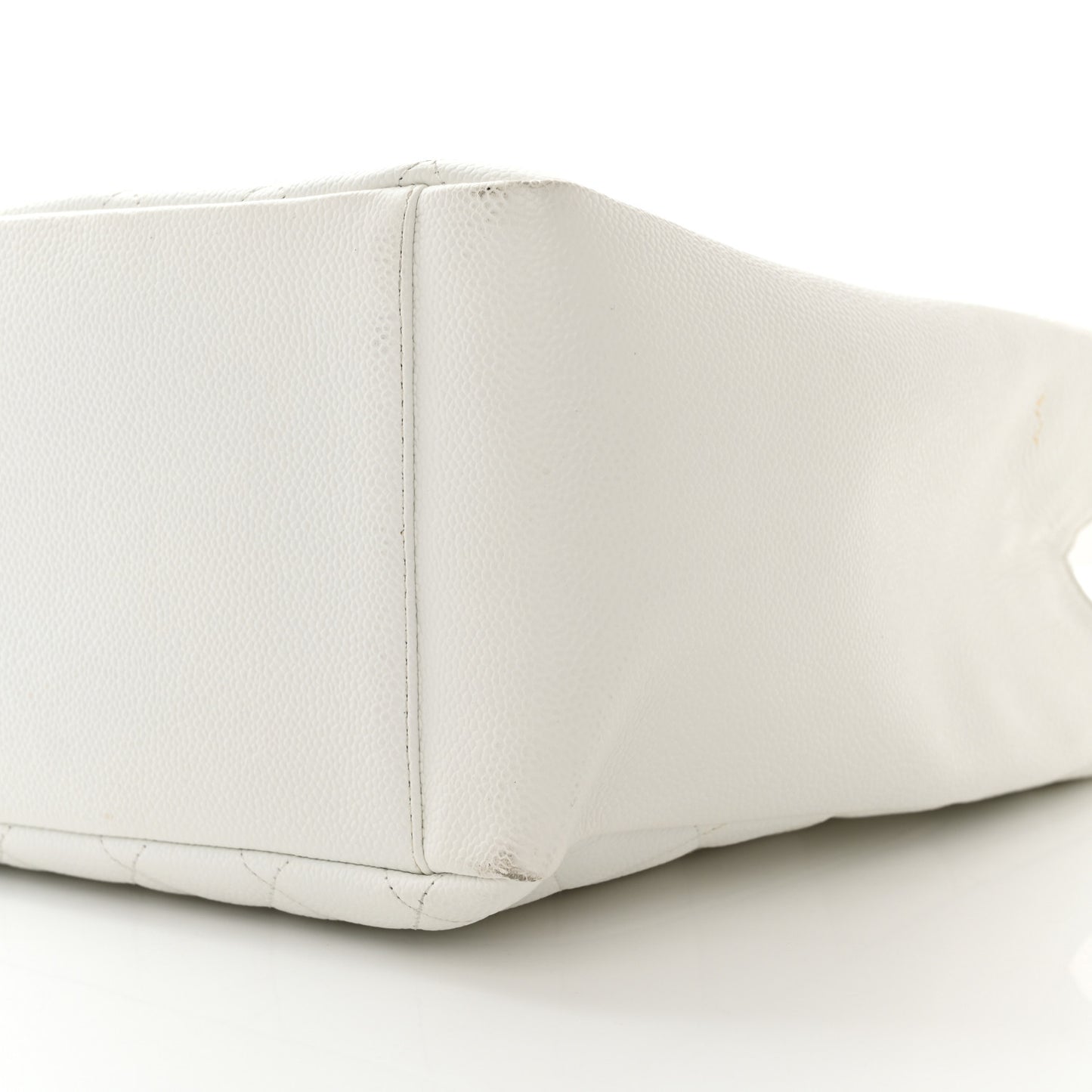 Caviar Quilted Grand Shopping Tote GST White