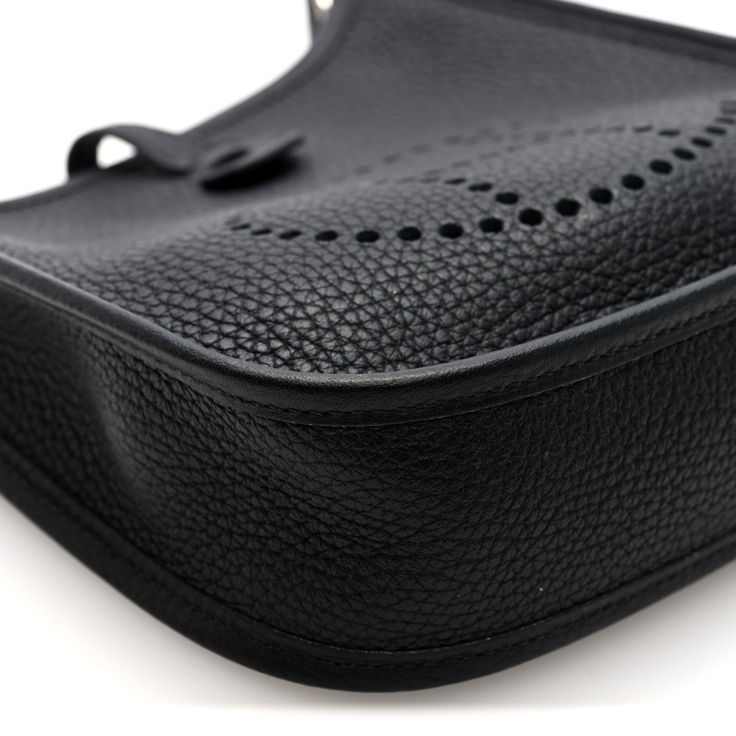 Hermes Taurillon Clemence Evelyne TPM Black 1864669 – FASHIONPHILE
