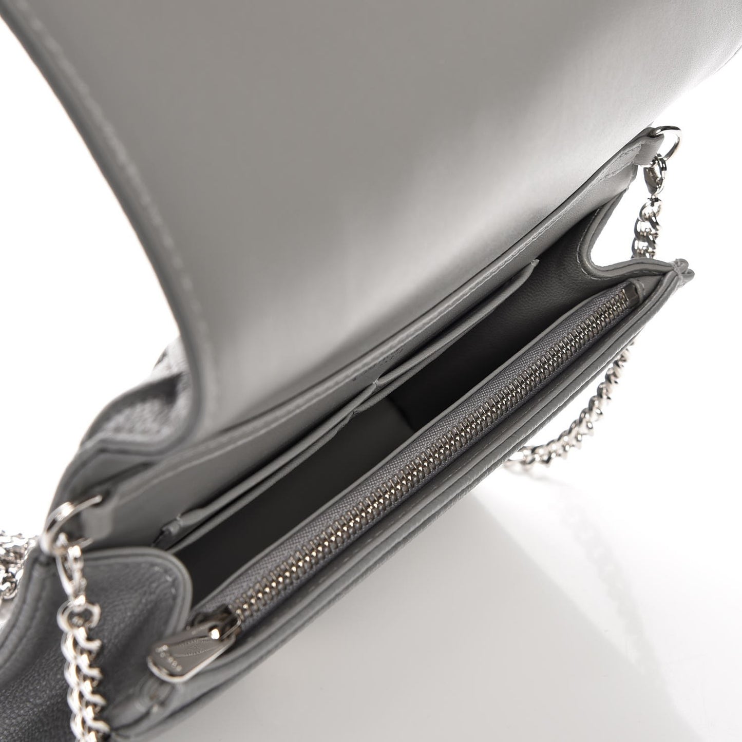 Grained Calfskin Diorama Wallet on Chain Pouch Gris
