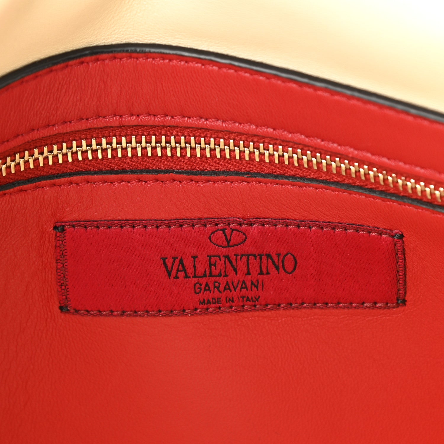 Valentino Garavani Nappa Maxi Rockstud Spike Shoulder Bag Light Ivory 6 of 8