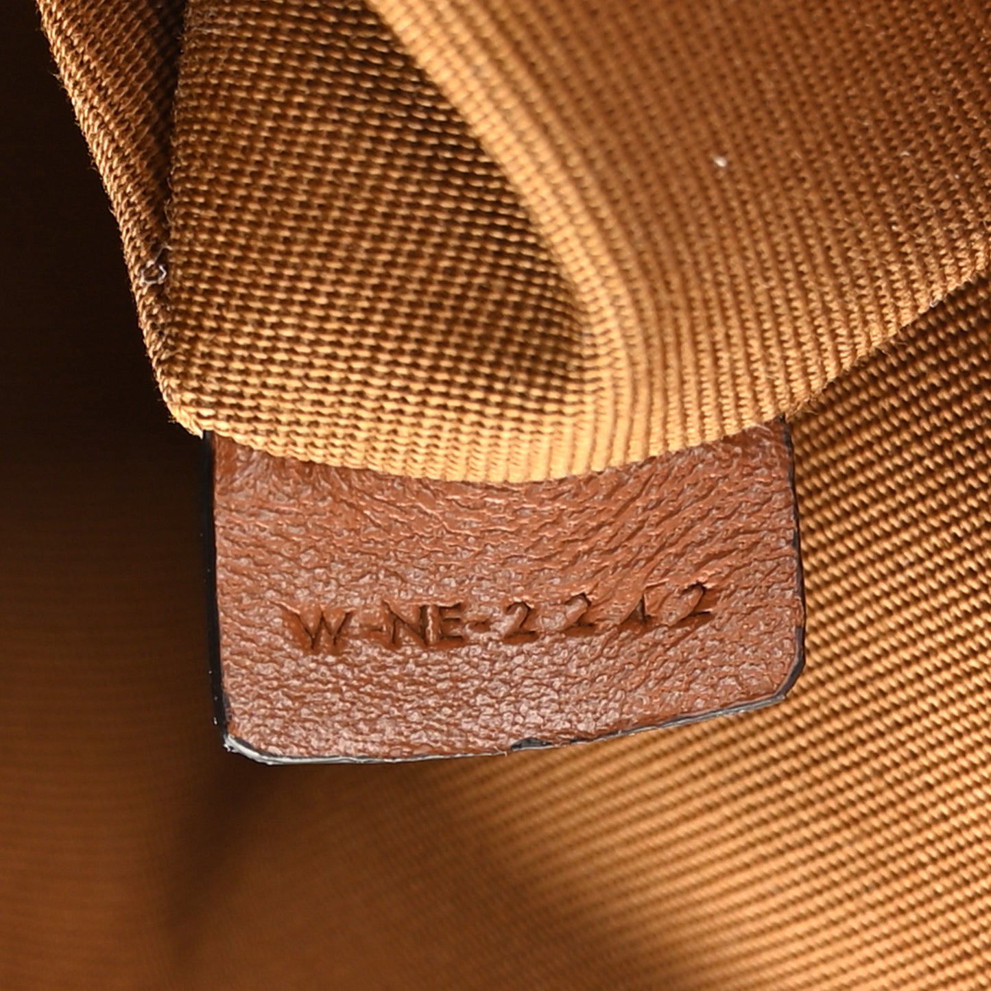 Triomphe Canvas Lambskin Small Pouch Tan