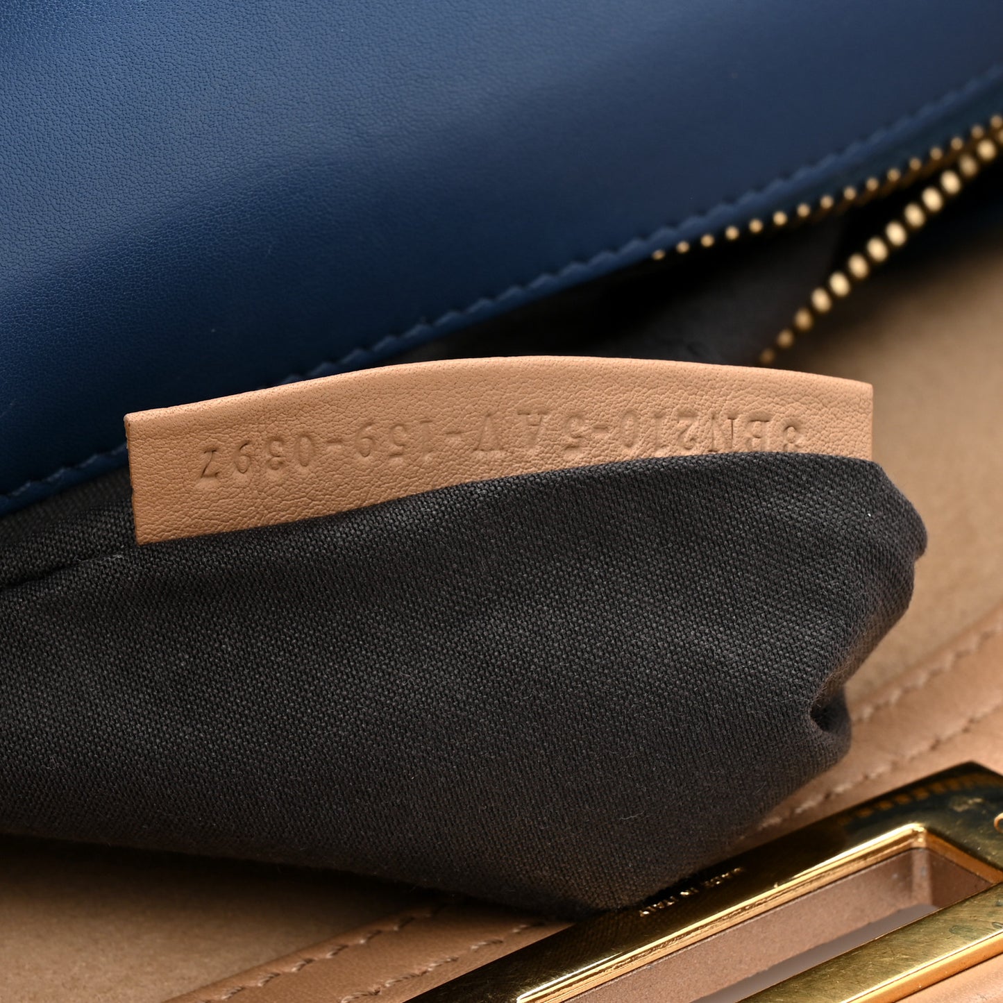 Vitello Seta Burro Large Peekaboo Iconic Satchel Cuoio Cobalto
