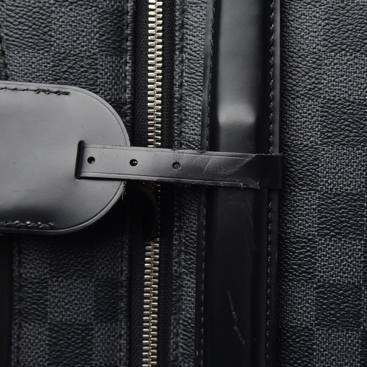 Damier Graphite Zephyr 70