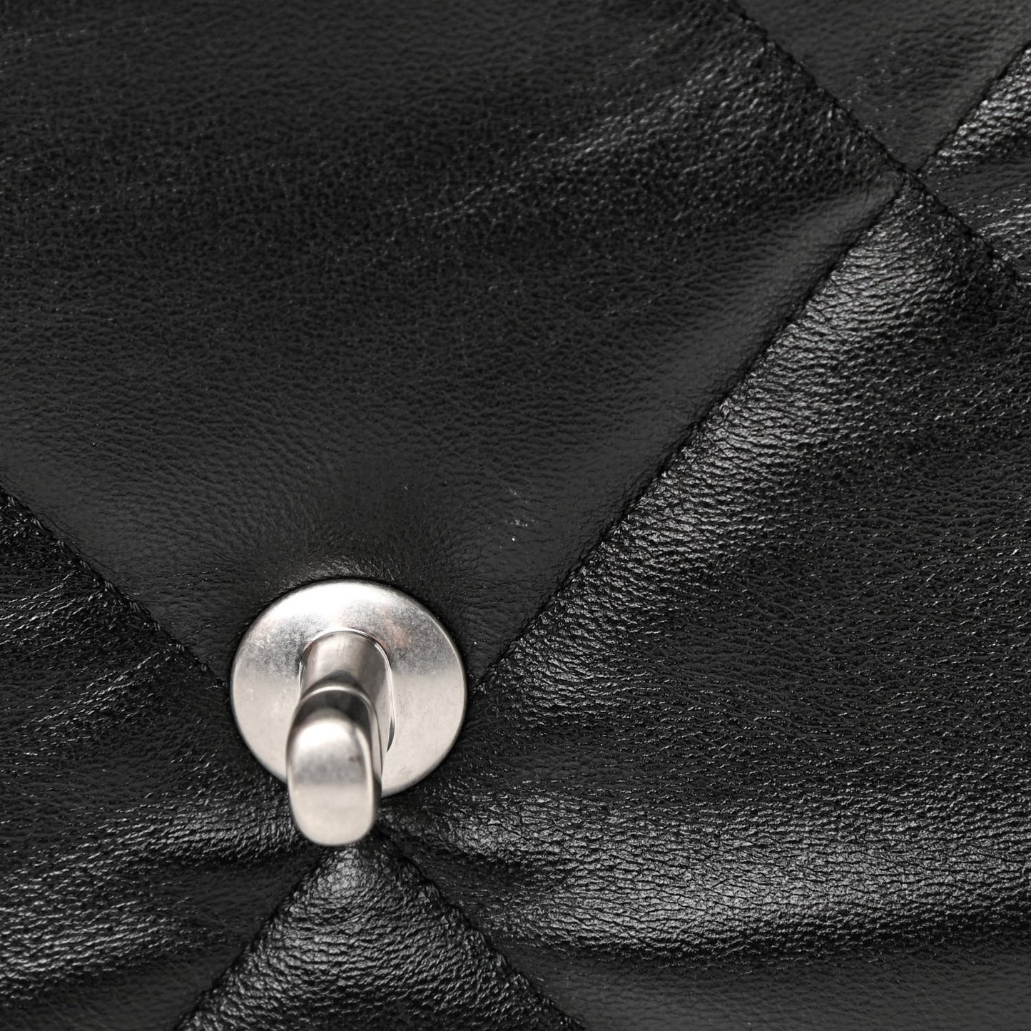 Lambskin Quilted Medium Chanel 19 Flap Black