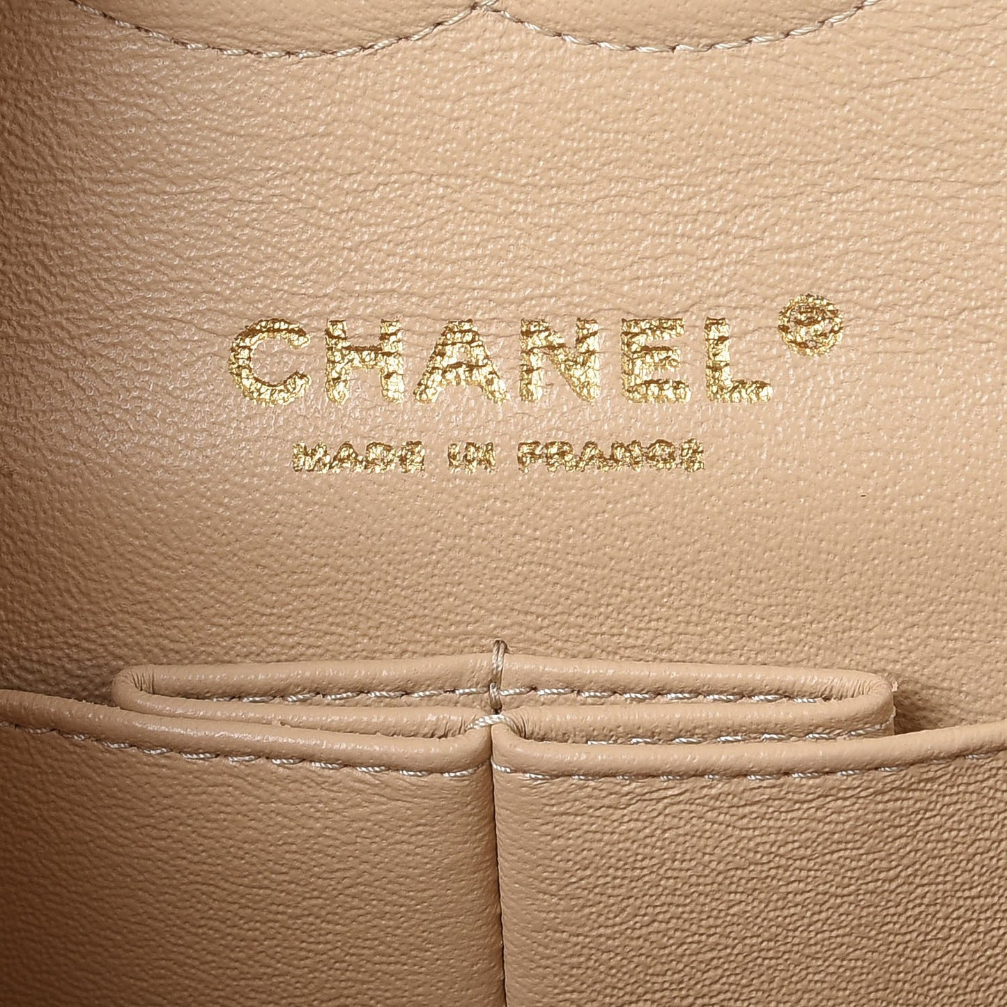 Caviar Quilted Medium Double Flap Beige Clair