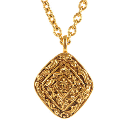 Chanel CC Necklace Gold 3 of 5