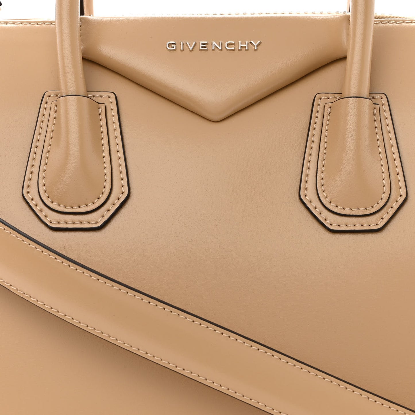 Shiny Lord Calfskin Small Antigona Beige Cappuccino