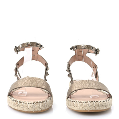 Valentino Garavani Metallic Grained Calfskin Rockstud Ankle Strap Espadrille Flat Sandals 40 Skin Natural 2 of 8
