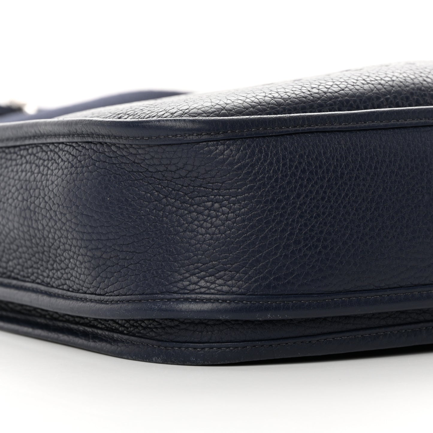 Taurillon Clemence Evelyne III PM Bleu Nuit