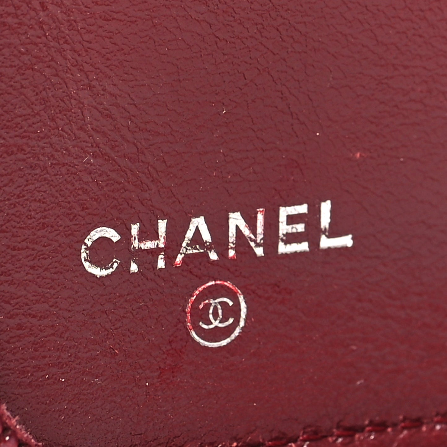 Caviar Timeless CC Yen Wallet Burgundy