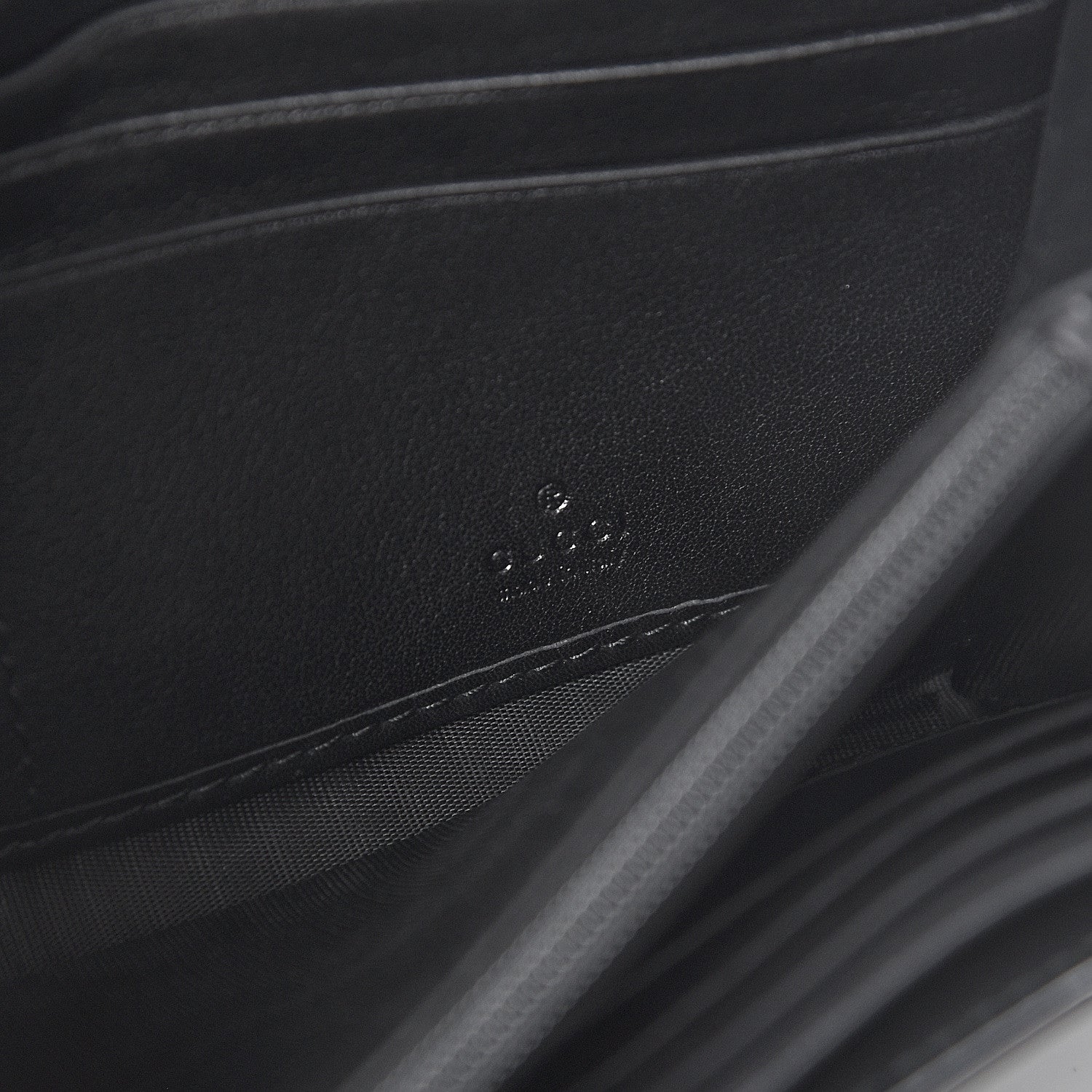 Gucci Patent Microguccissima Nice Wallet Black 6 of 9