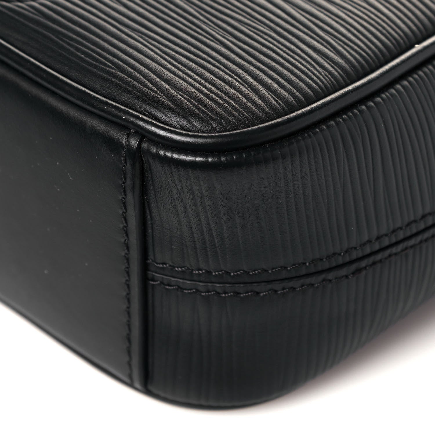 Louis Vuitton X SUPREME Epi Danube PM Black 11 of 12