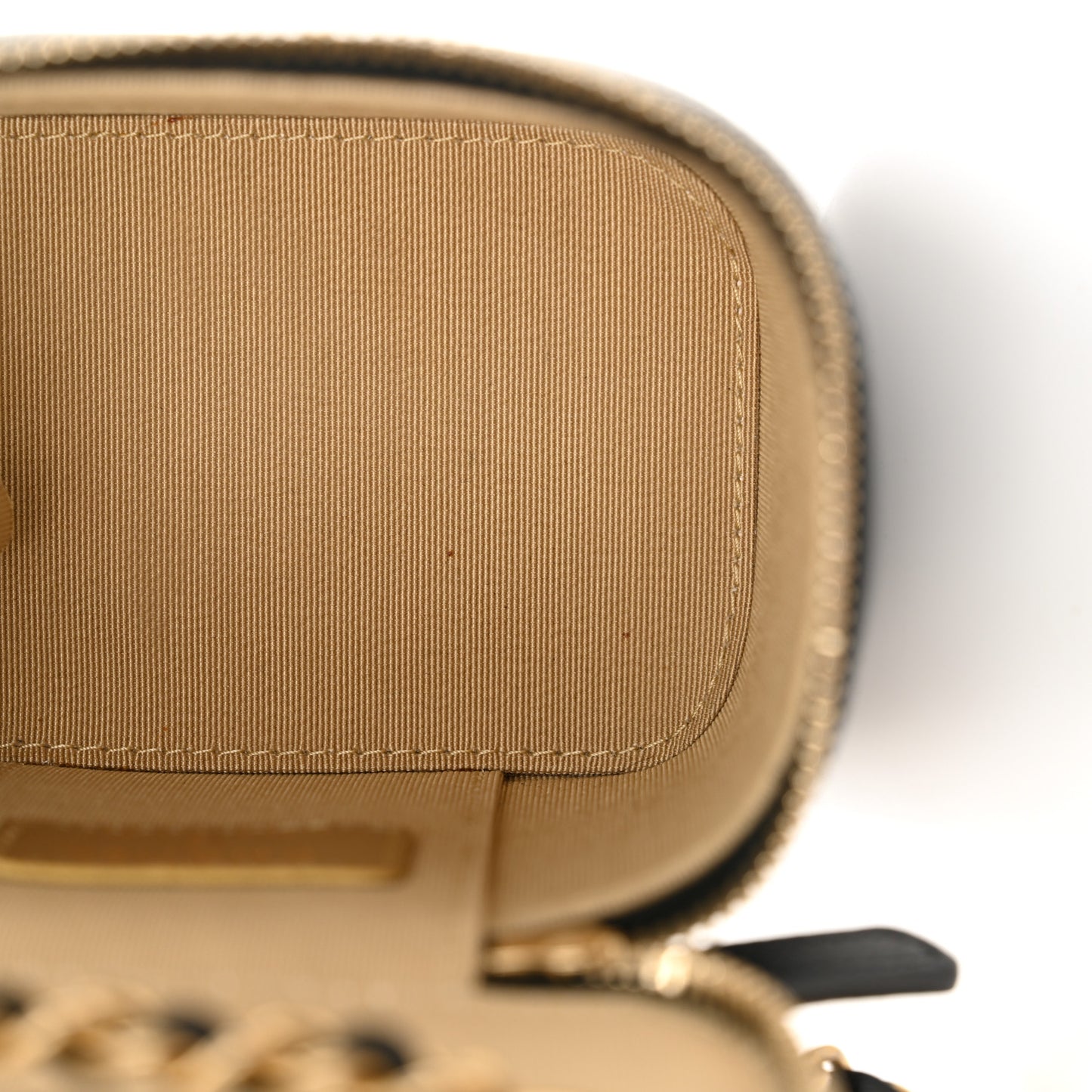 Lambskin Quilted Mini Pearl Crush Vanity Case With Chain Black