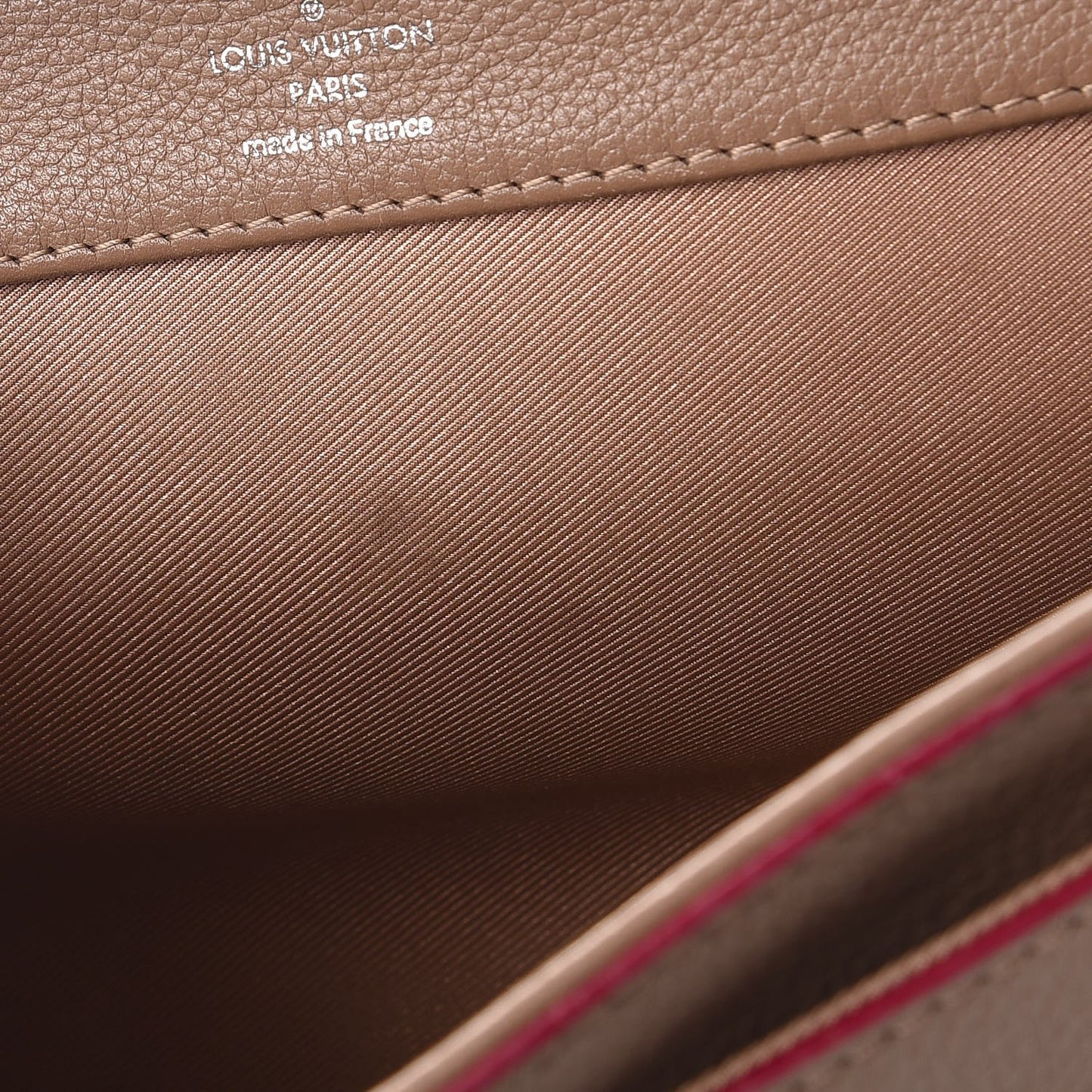 Soft Calfskin Lockme II Chain Bag BB Taupe Glace