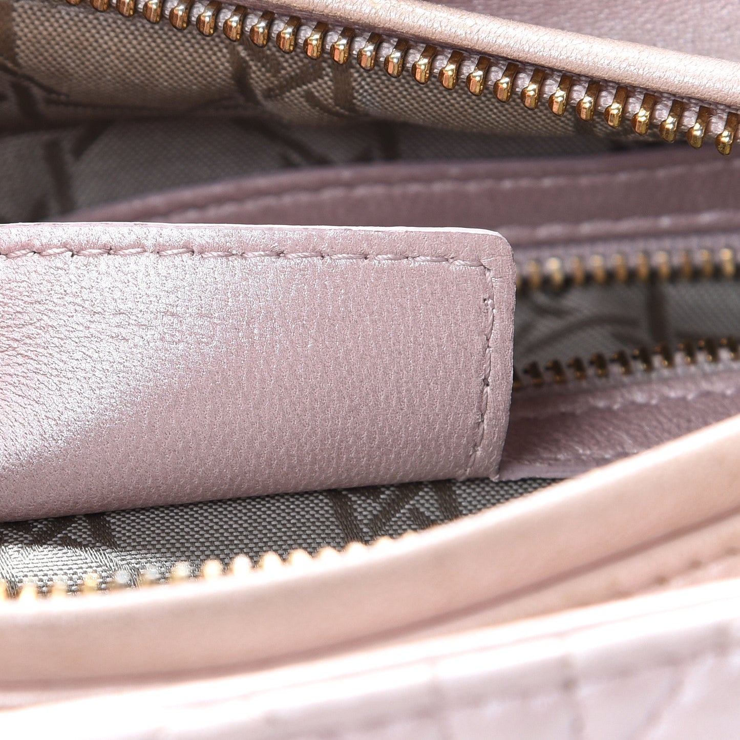Pearly Lambskin Cannage Medium Lady Dior Lotus