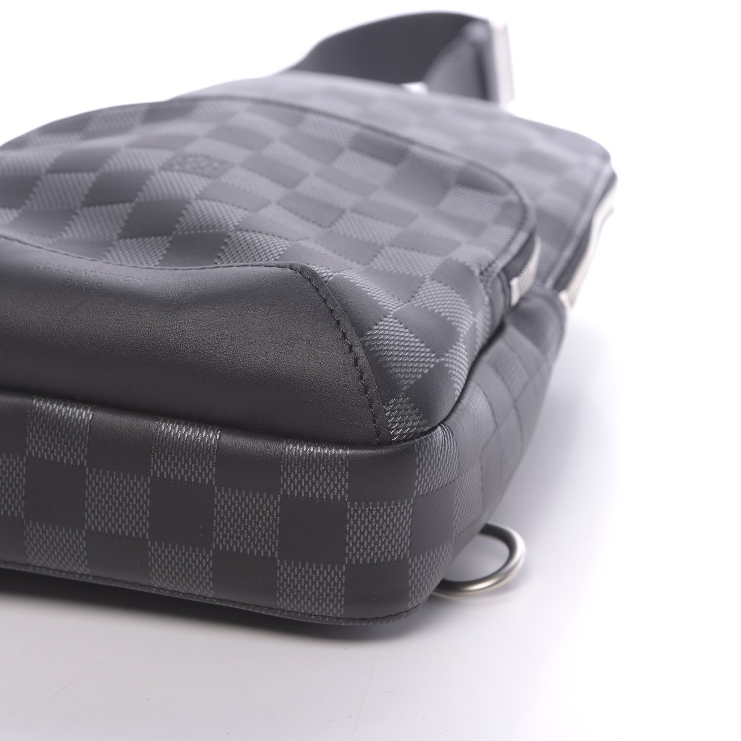 Louis Vuitton Damier Infini Avenue Sling Bag Onyx Silver 9 of 9