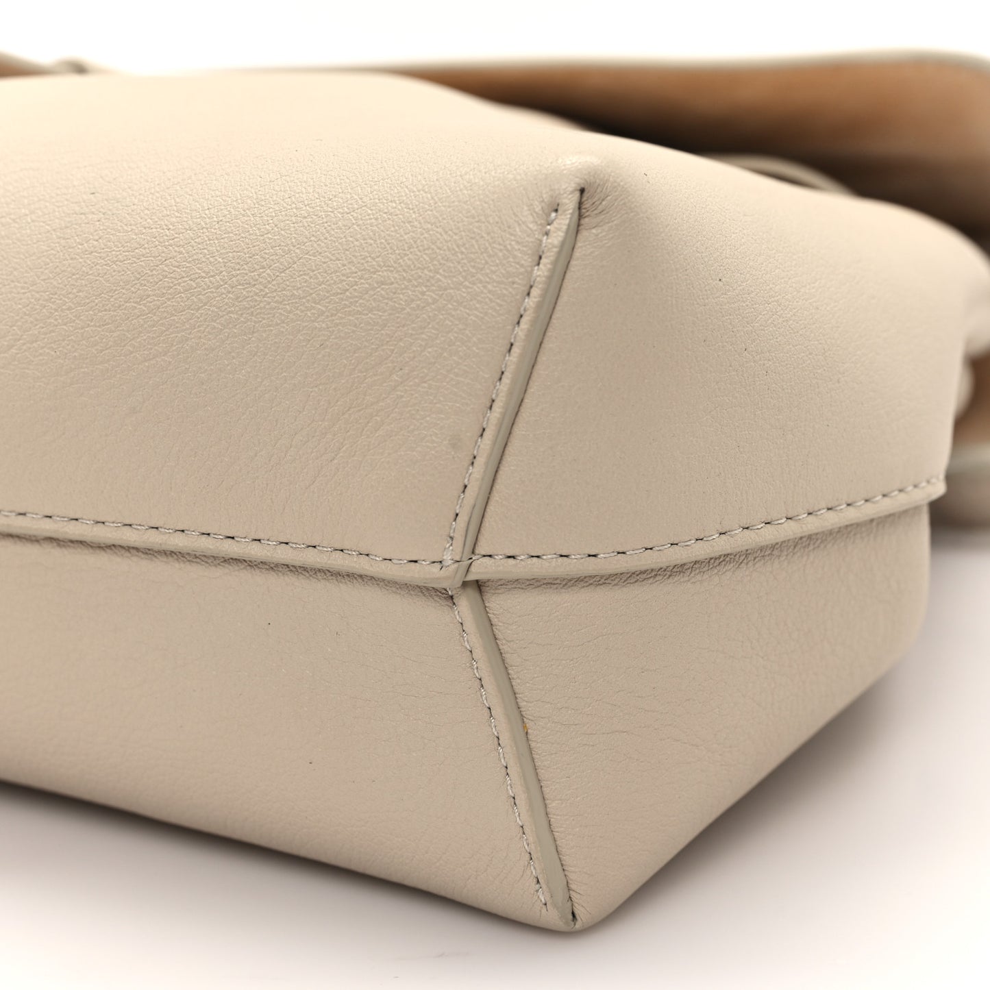 Calfskin Lady Bag Latte Macchiato