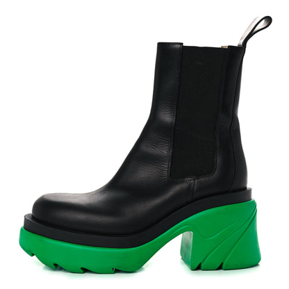 Bottega Veneta Calfskin The Flash Chelsea Boots 39 Black Grass 1 of 9