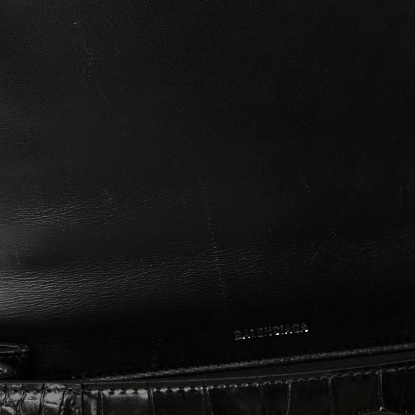 Shiny Calfskin Monochrome Crocodile Embossed Medium Hourglass Top Handle Bag Black