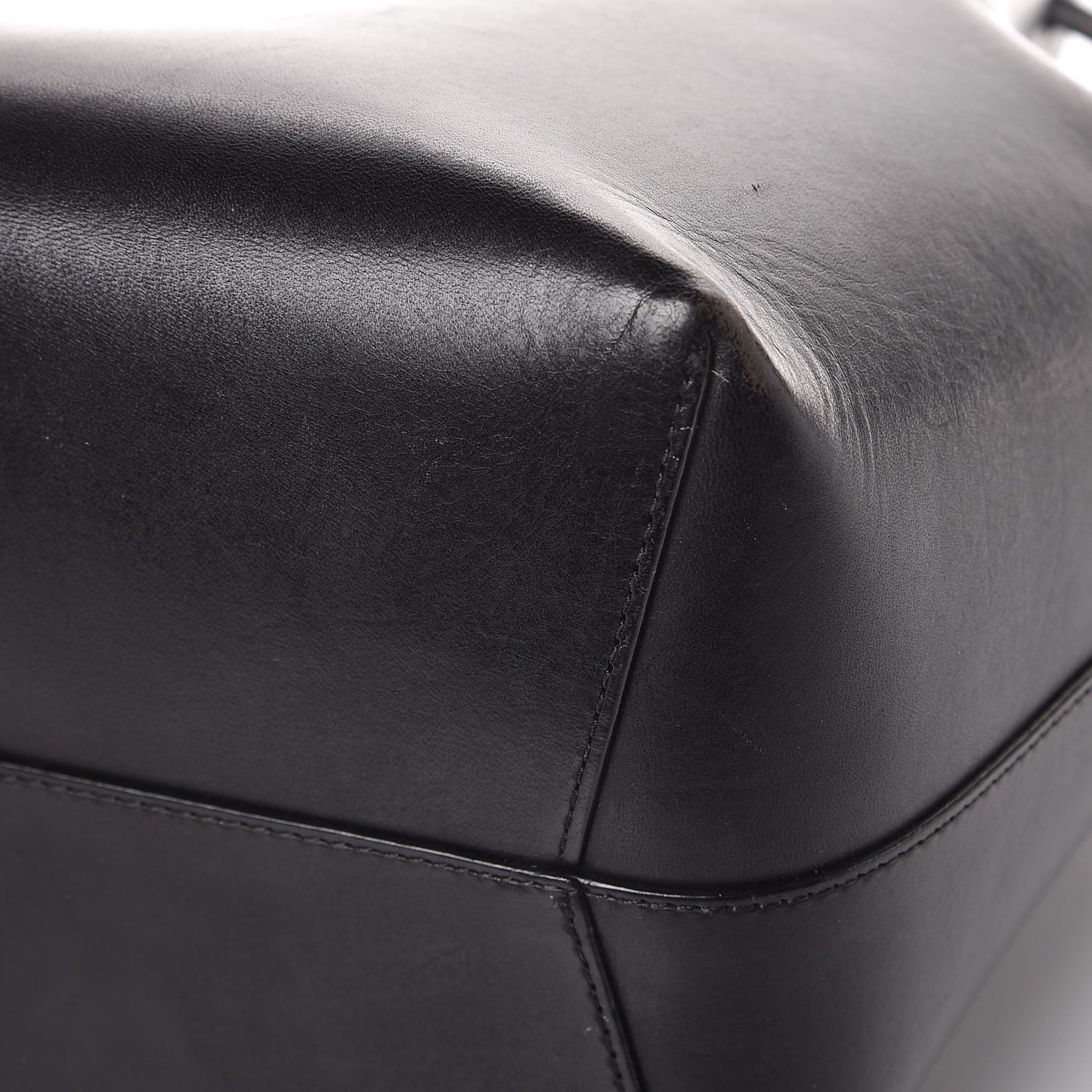 Vegetable Tanned Calfskin Bucket Bag Black Royal