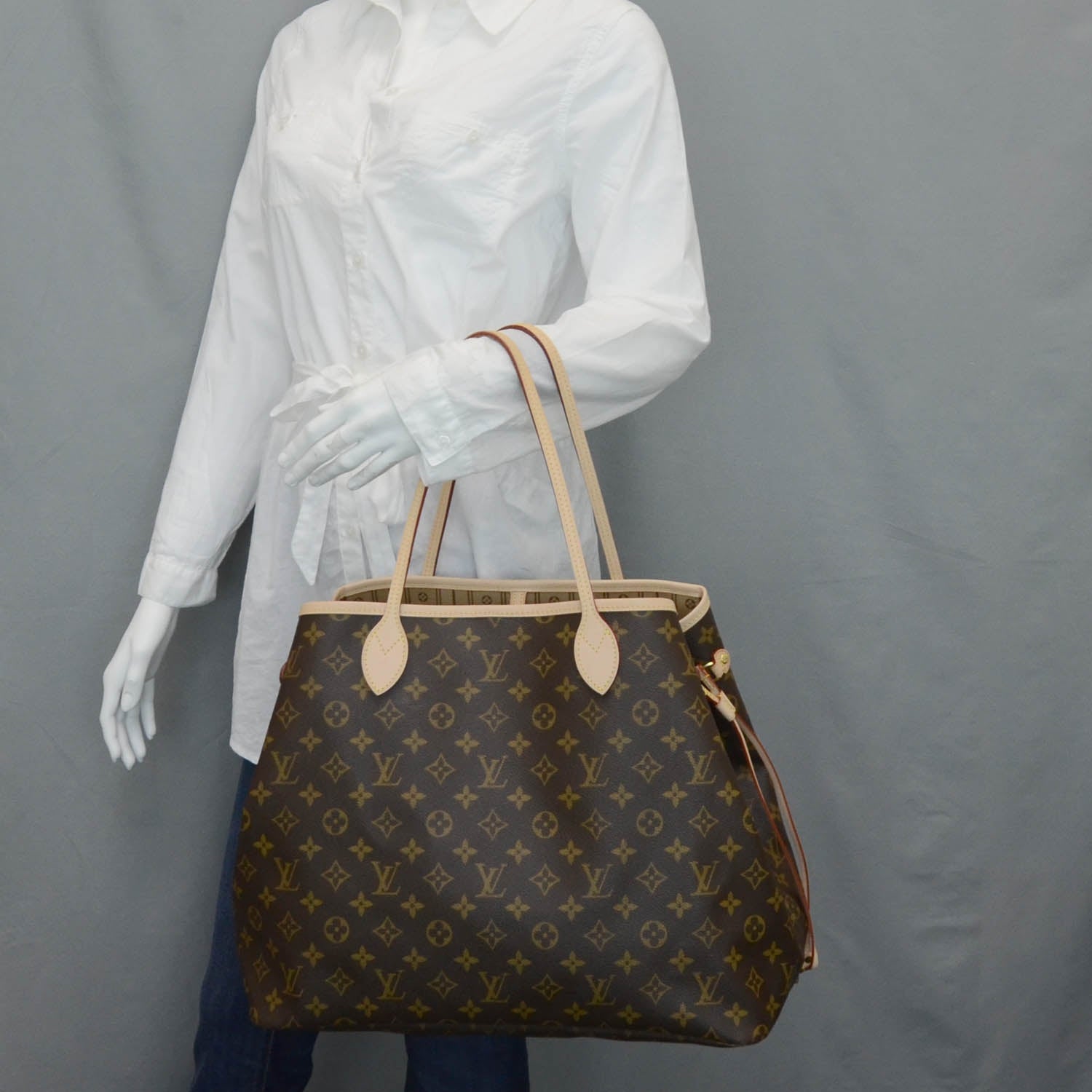 Louis Vuitton Monogram Neverfull GM 2 of 12