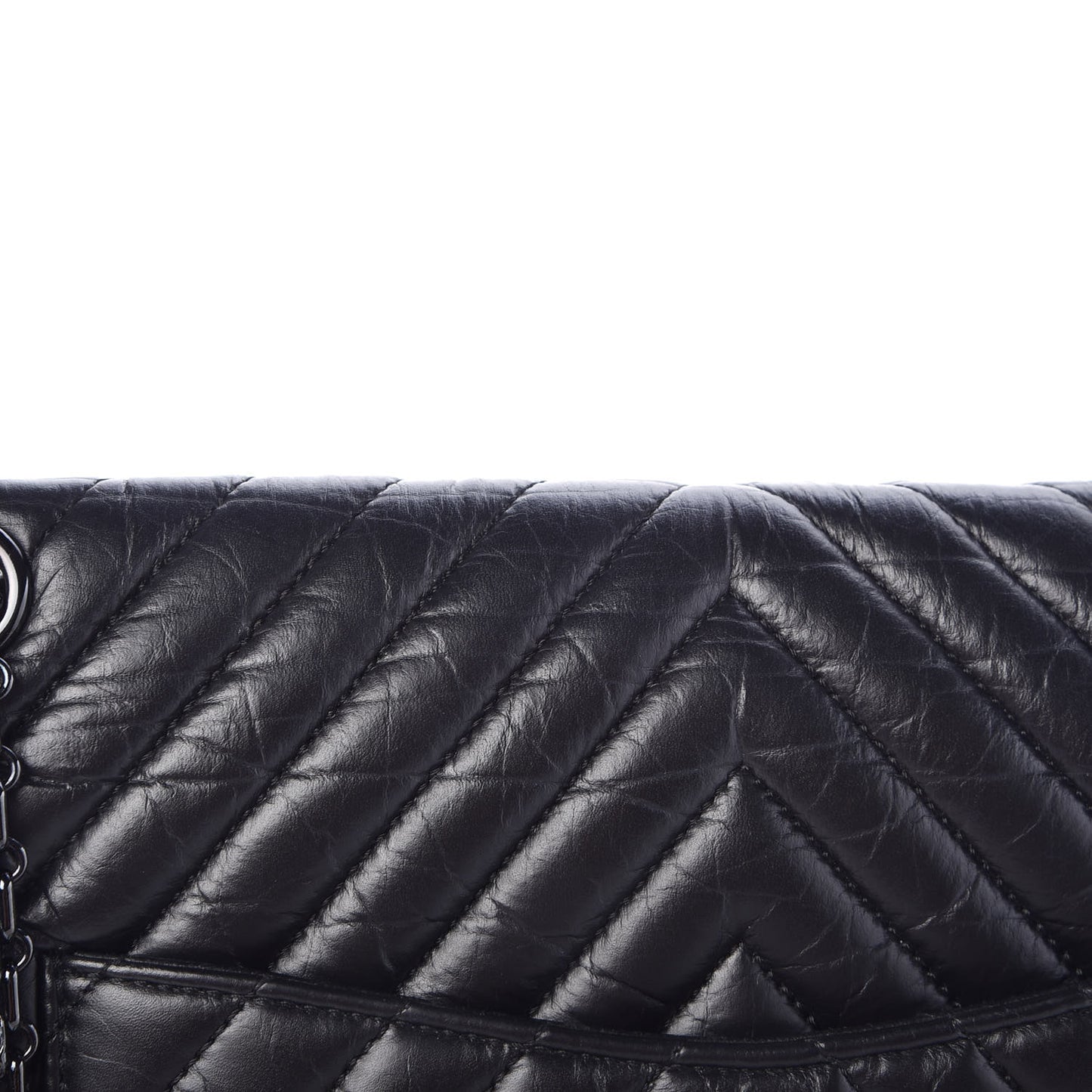 Aged Calfskin Chevron Quilted 2.55 Reissue 226 So Black