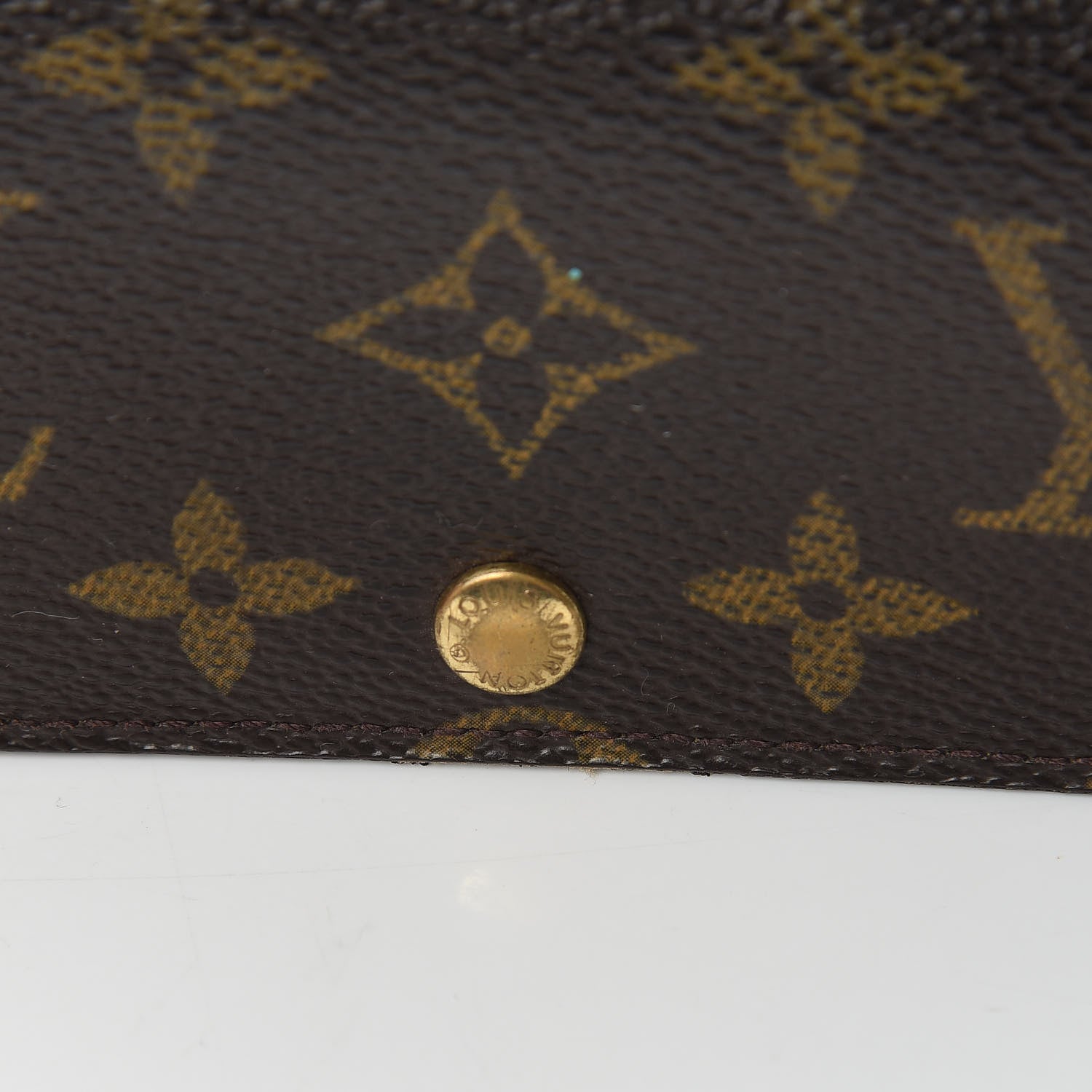 Louis Vuitton Monogram Sarah Wallet 18 of 19