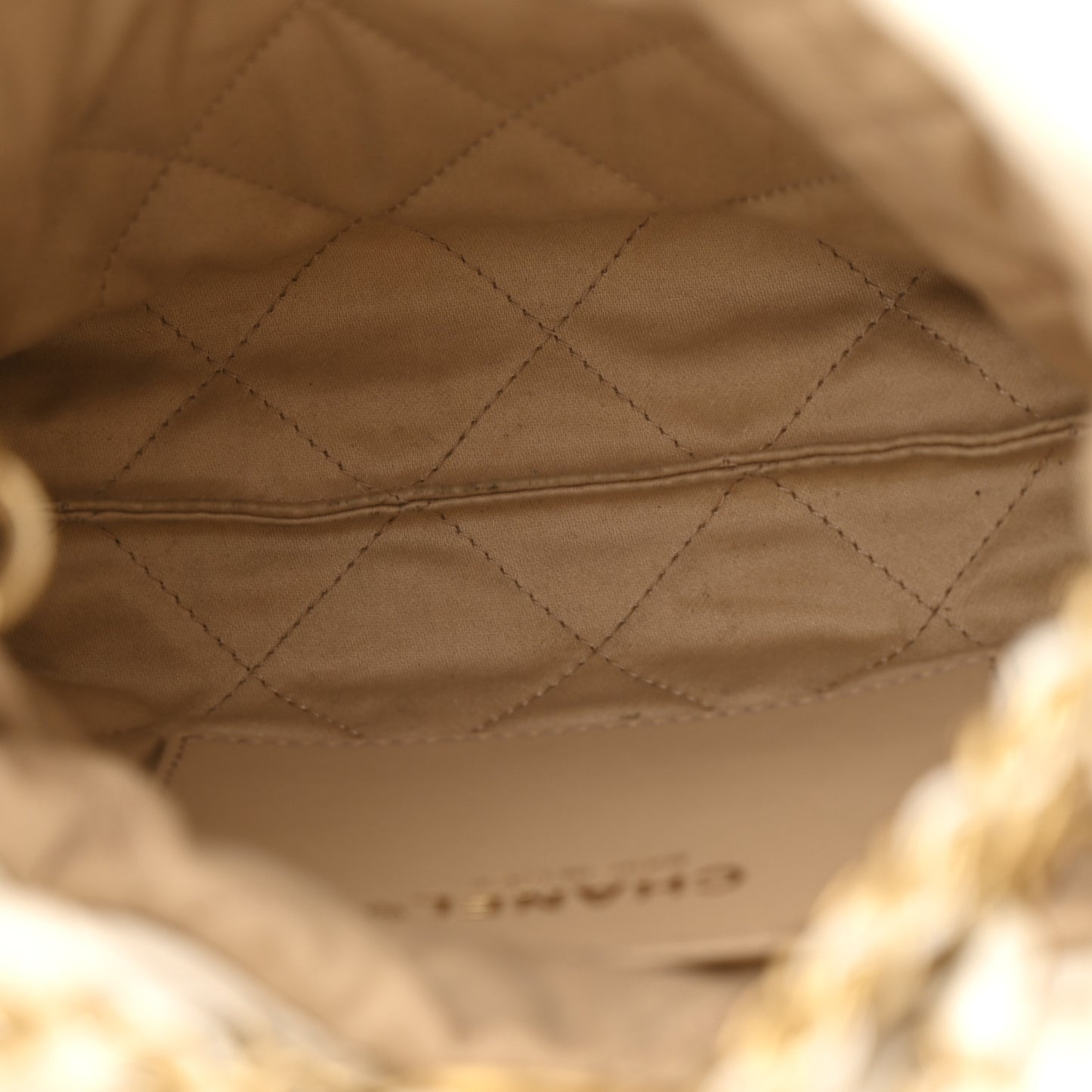 Shiny Calfskin Quilted Mini Chanel 22 White