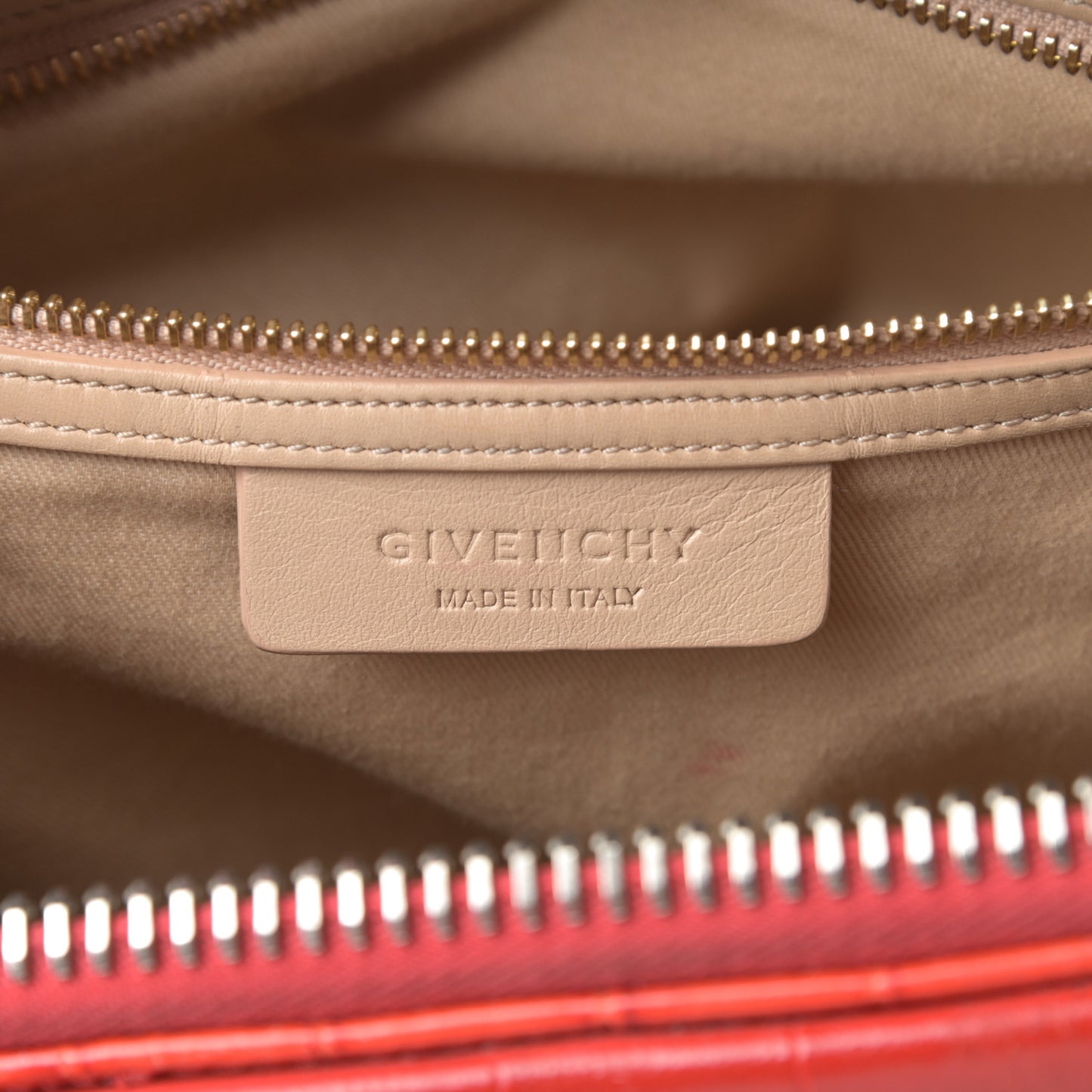 Calfskin Crocodile Embossed Medium Antigona Red