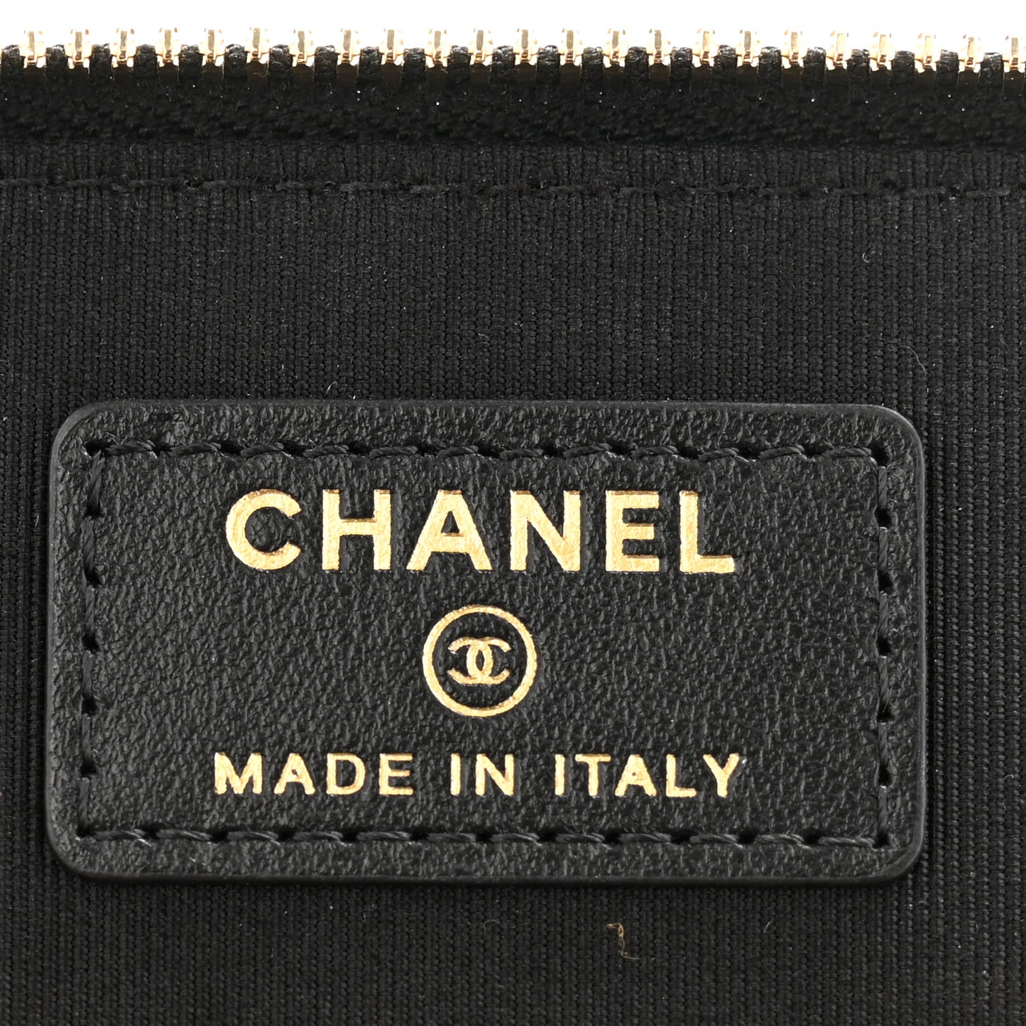 Lambskin Camellia Embossed Small Vanity Case With Chain Black