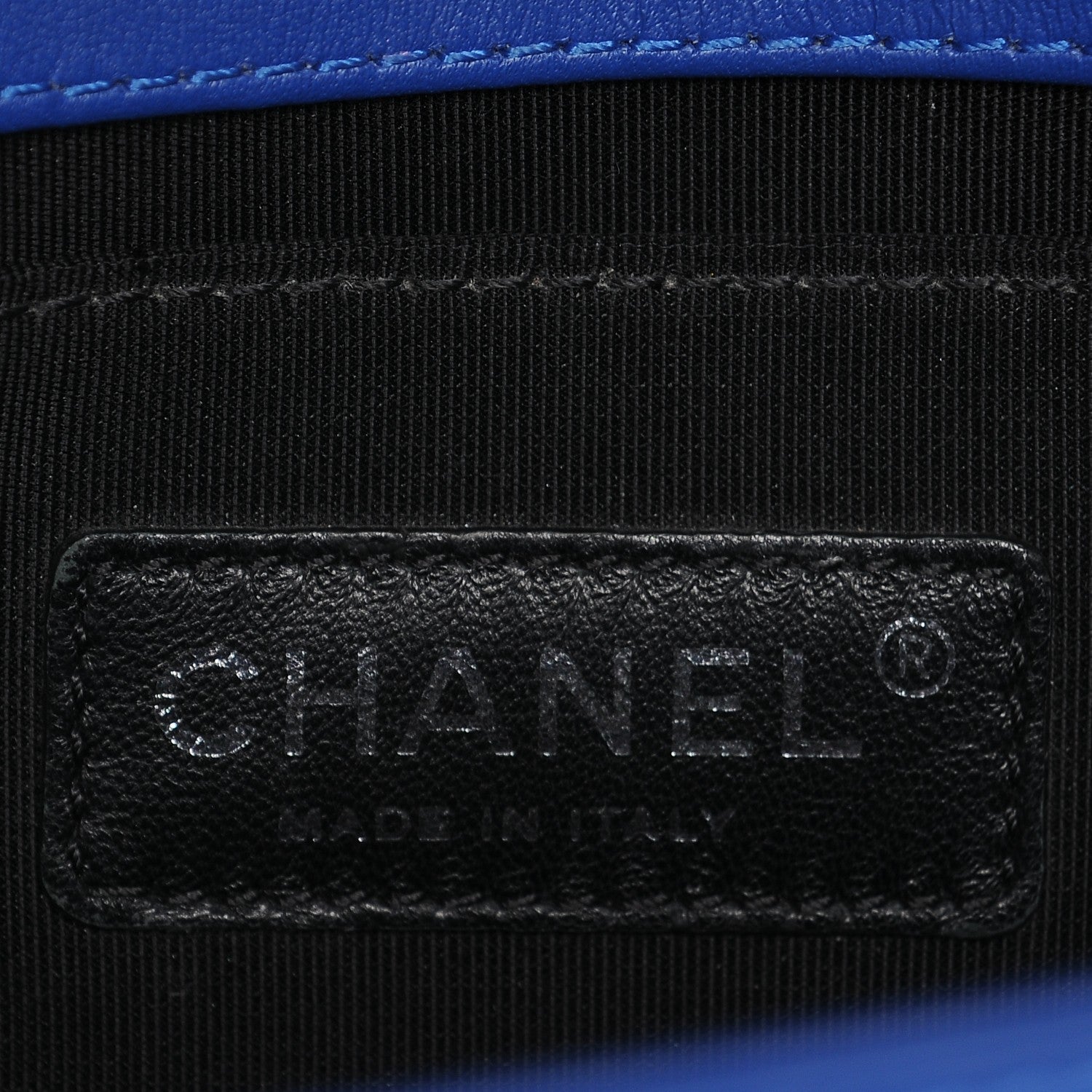 Chanel Patent Calfskin Medium Plexiglass Boy Flap Blue 7 of 9