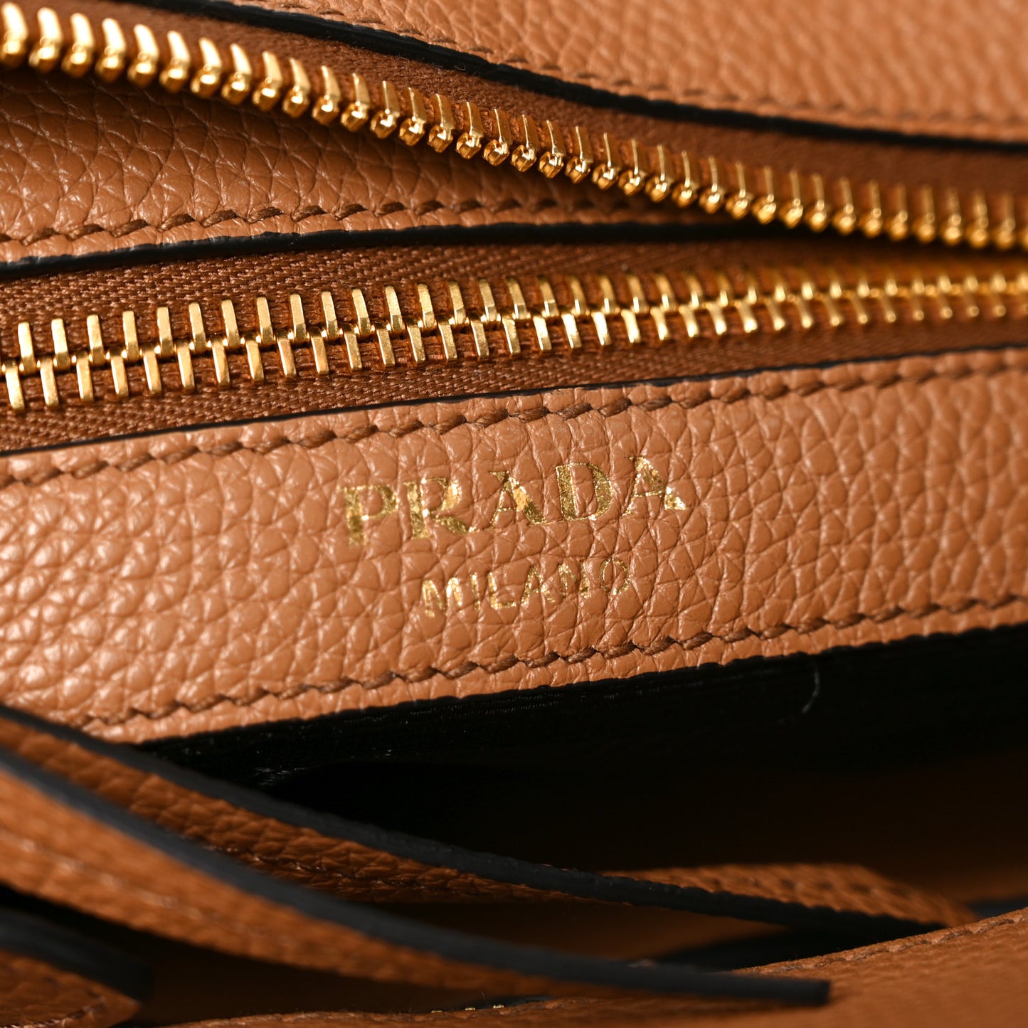 Vitello Phenix Logo Hobo Caramel