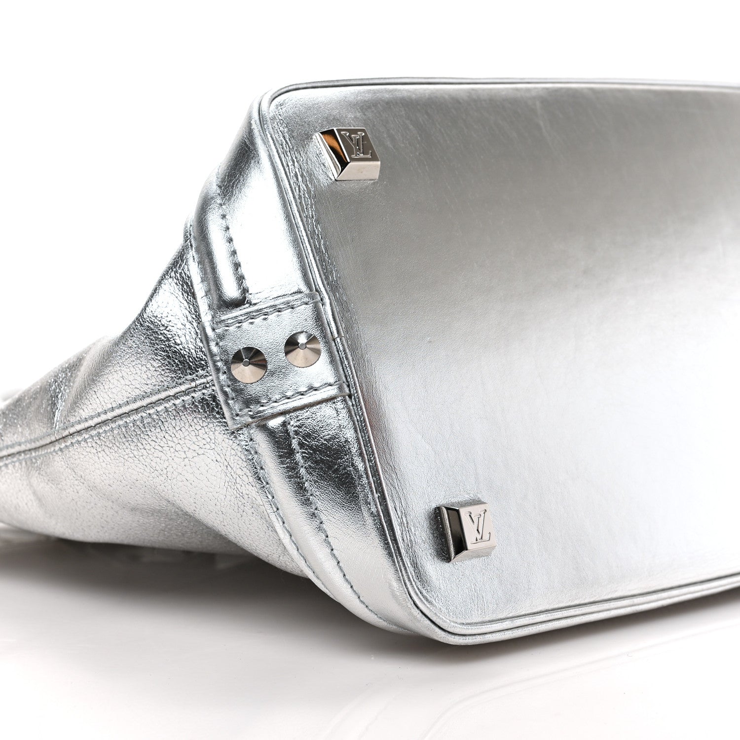 Louis Vuitton Suhali Lockit MM Silver 7 of 8