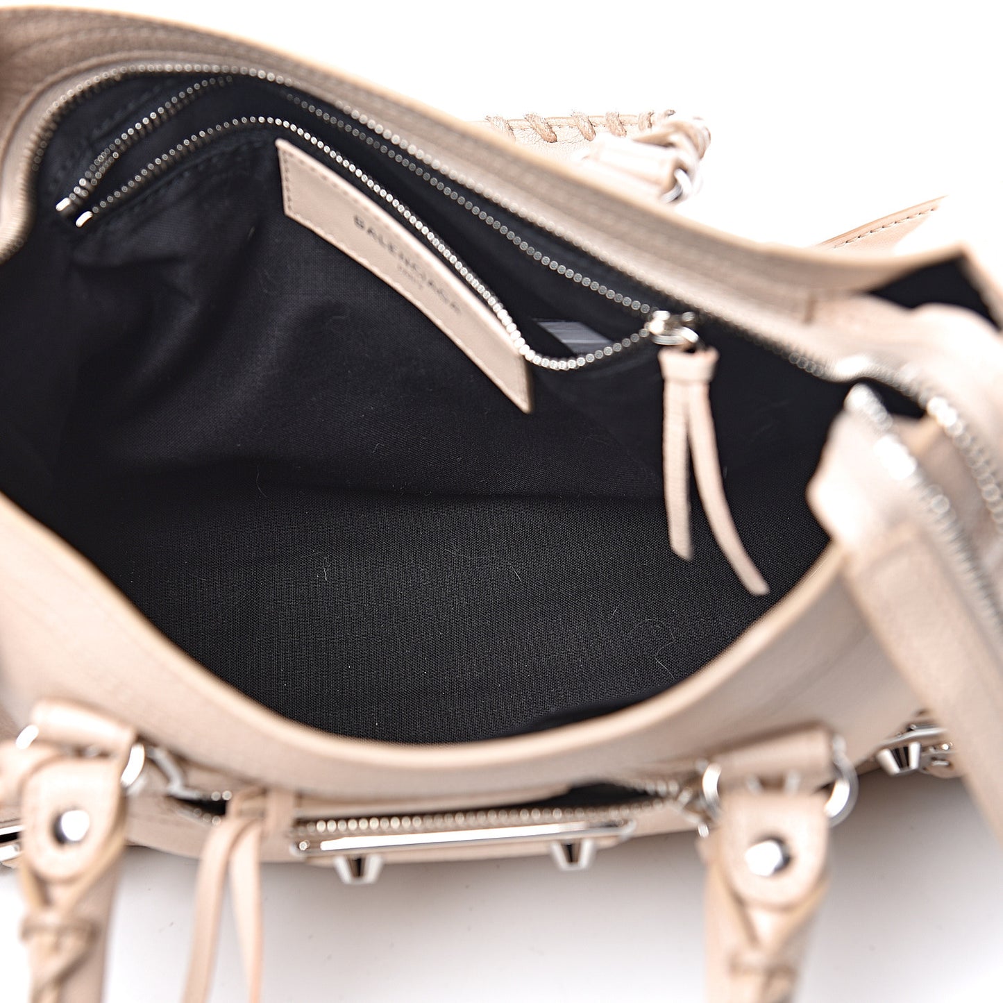 Chevre Silver Metallic Edge Hardware S City Tapioca