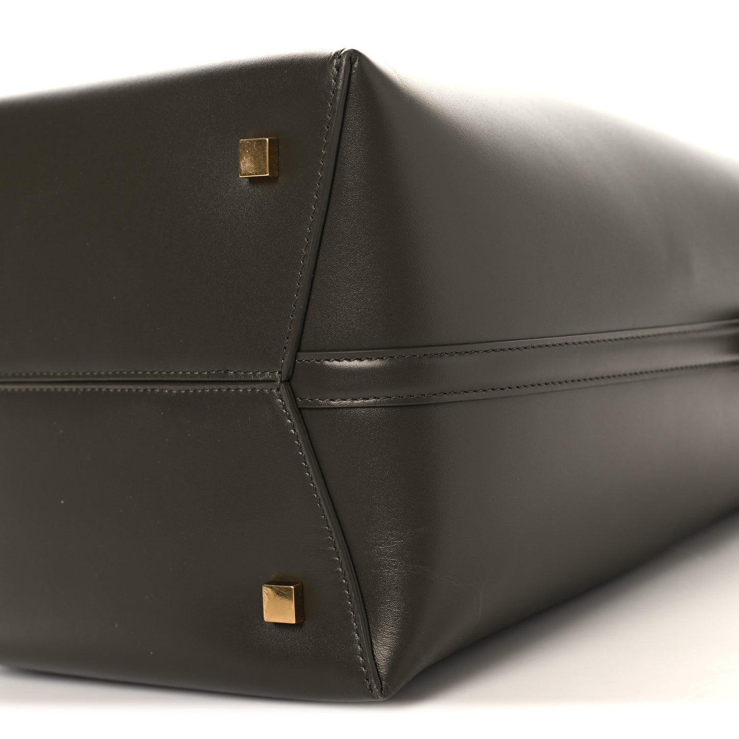 Shiny Calfskin Le 37 Bucket Bag Deep Musk