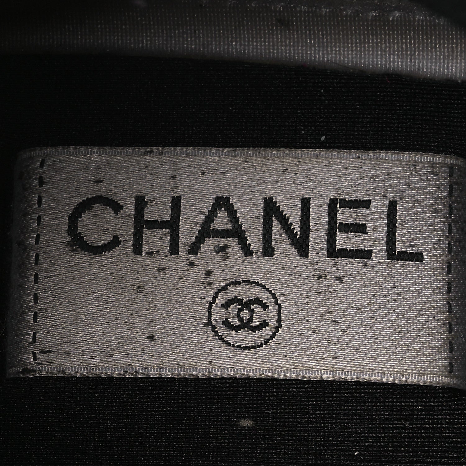 Chanel Velvet Calfskin Mixed Fibers CC Sneakers 38 Dark Pink Green 9 of 12