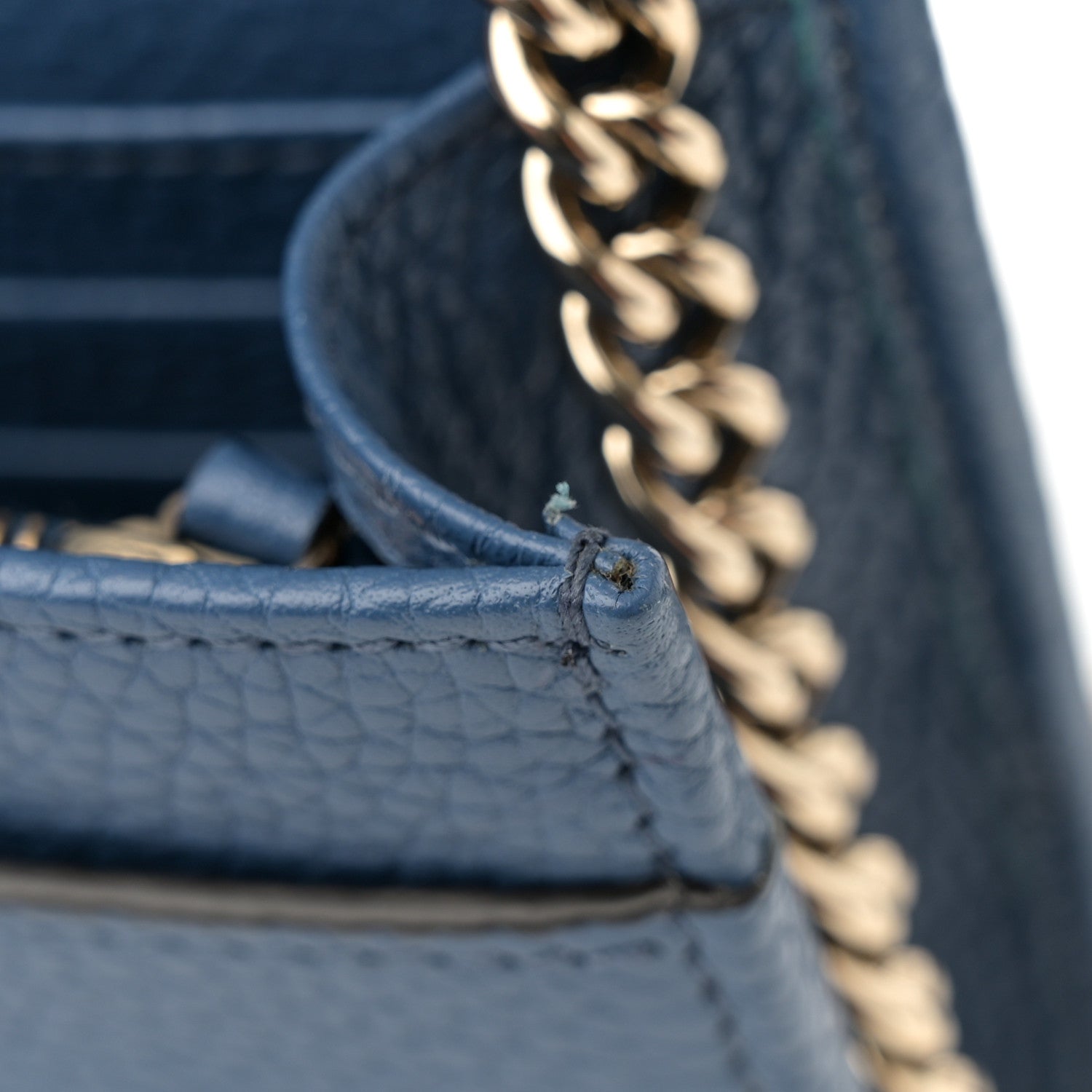 Gucci Pebbled Calfskin Soho Wallet on Chain Caspian 13 of 17