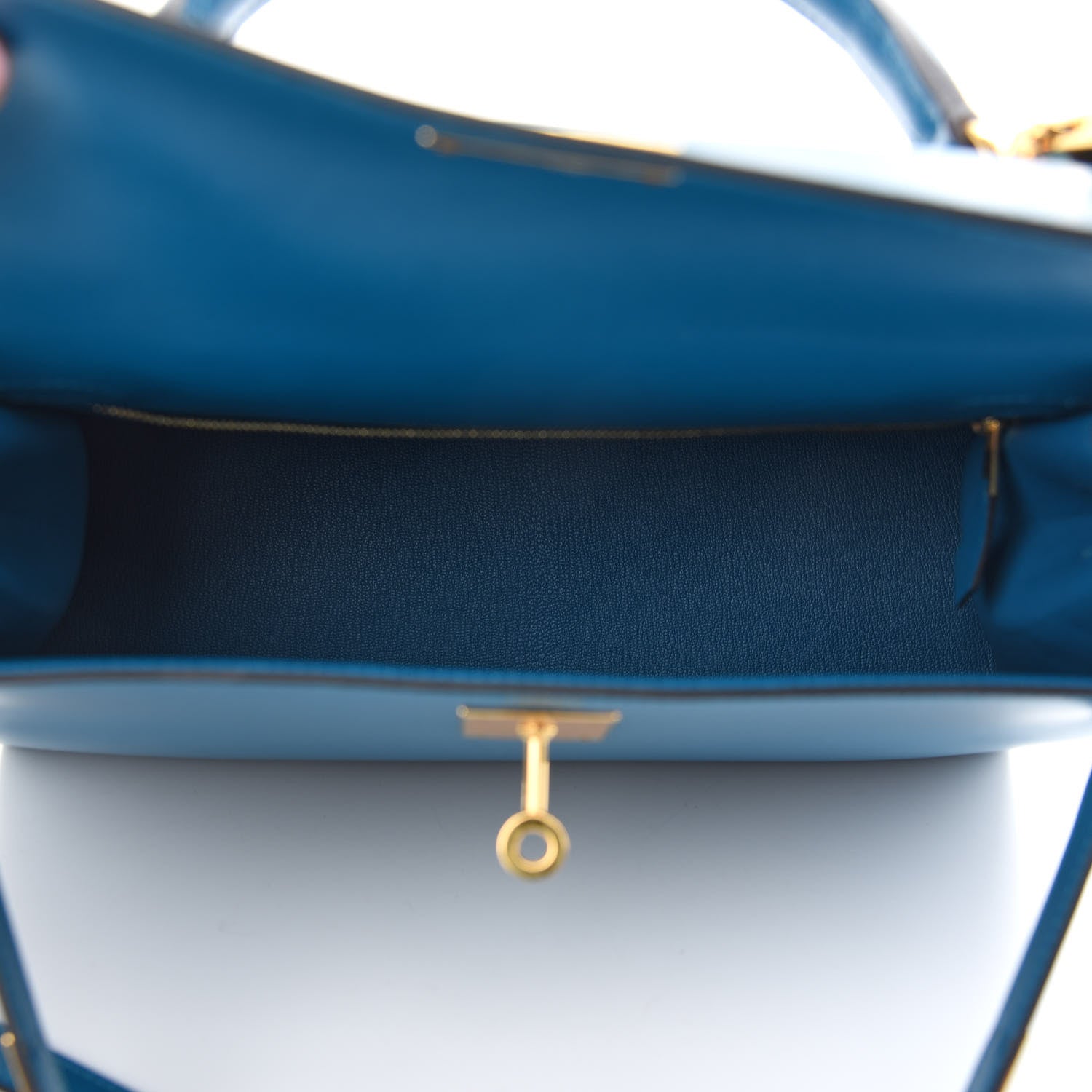 Hermes Tadelakt Kelly Sellier 28 Bleu Izmir 5 of 11