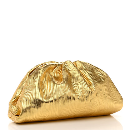 Bottega Veneta Metallic Bark Calfskin Embossed The Pouch Oversized Clutch Oro 3 of 7