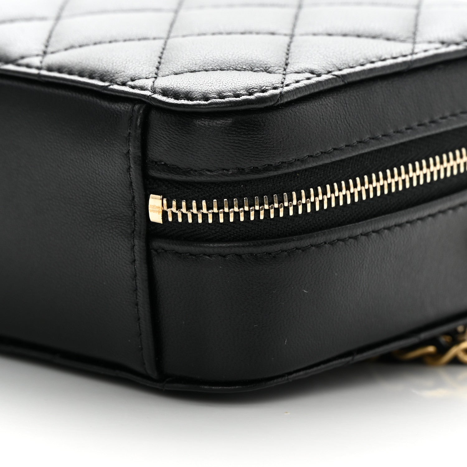 Chanel Lambskin Quilted CC Pearl Crush Camera Case Black 10 of 13