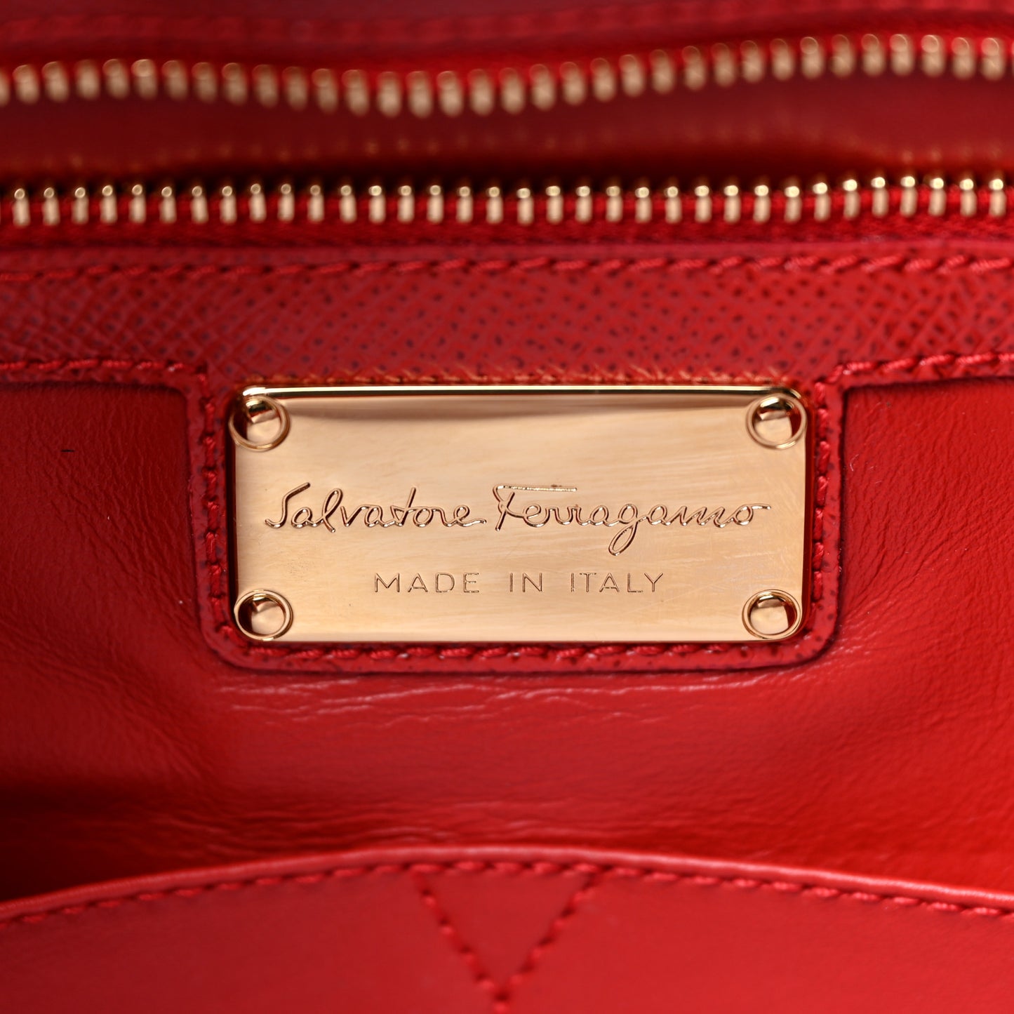 Hammered Calfskin Vara Bow Chain Tote Red