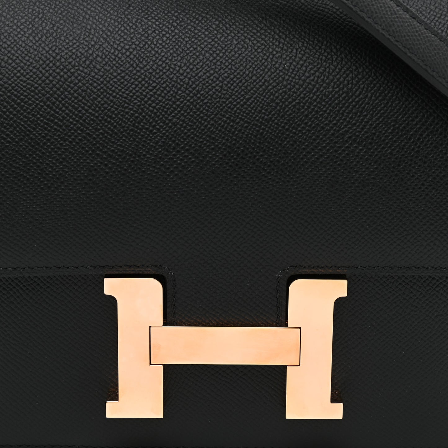 Epsom Constance 24 Black