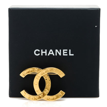 Chanel Metal Paris Button CC Large Brooch Gold 5 of 5