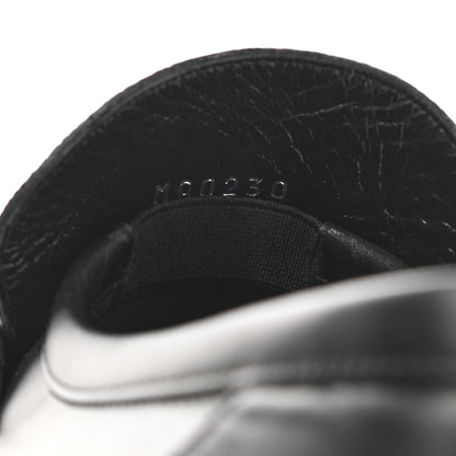 Louis Vuitton Monogram Calfskin Academy Loafers Pumps 40 Black 8 of 9
